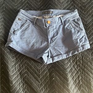 Abercrombie & Fitch Chino Shorts Navy Size 26
Good condition. Cuffed. Stretch